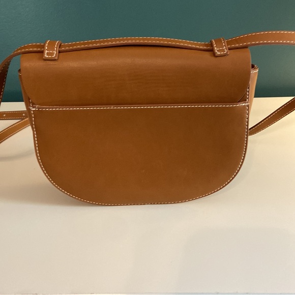 Brown Adjustable GAP Purse - Picture 2 of 16